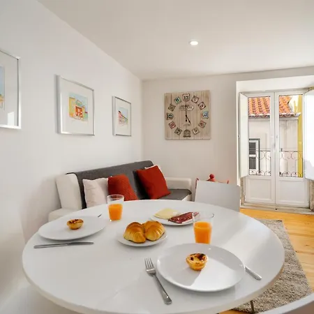 Apartment Whome Martim Moniz Studio Lisbon